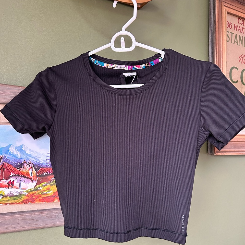 Stylish Black Short Sleeve Tee